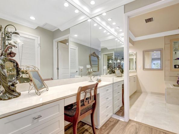 79 Hampshire Lane, Boynton Beach FL 33436
