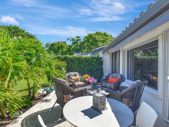 79 Hampshire Lane, Boynton Beach FL 33436
