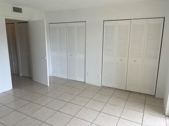 1626 Meadows Circle W 1626, Boynton Beach FL 33436