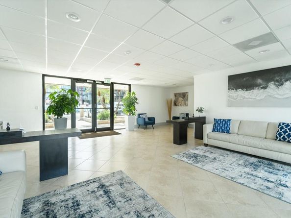 9660 W Bay Harbor Dr 4B, Bay Harbor Islands FL 33154