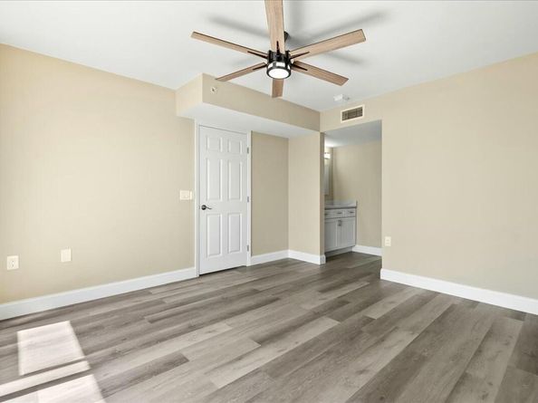 2601 Marina Isle Way 103, Jupiter FL 33477