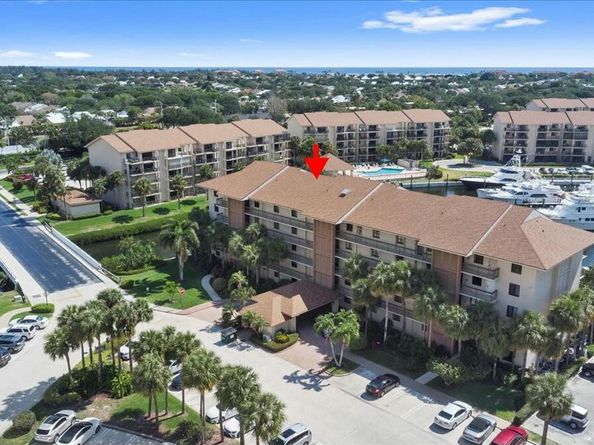 2601 Marina Isle Way 103, Jupiter FL 33477