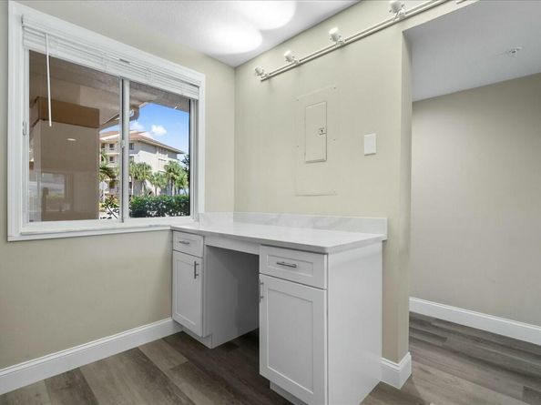 2601 Marina Isle Way 103, Jupiter FL 33477