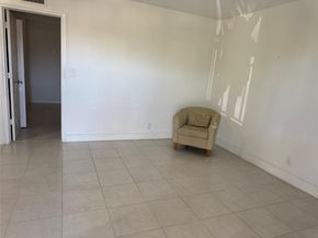 4071 N Dixie Hwy 19, Oakland Park FL 33334