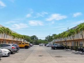 4071 N Dixie Hwy 19, Oakland Park FL 33334