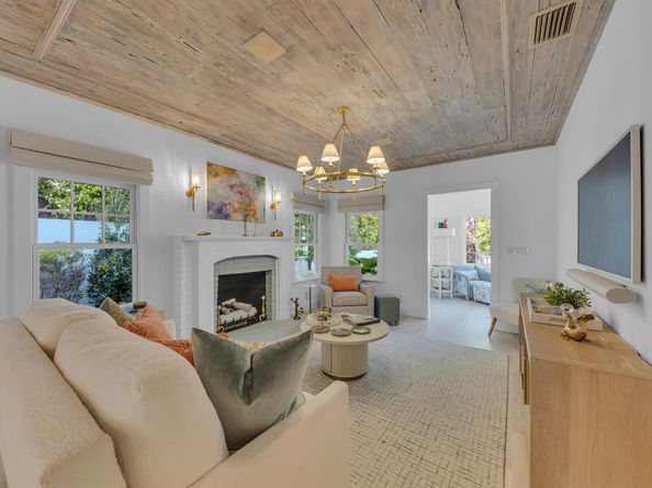 318 Australian Avenue, Palm Beach FL 33480
