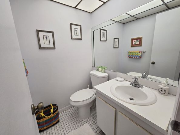 10442 Sunrise Lakes Blvd 310, Sunrise FL 33322