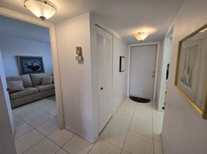 10442 Sunrise Lakes Blvd 310, Sunrise FL 33322