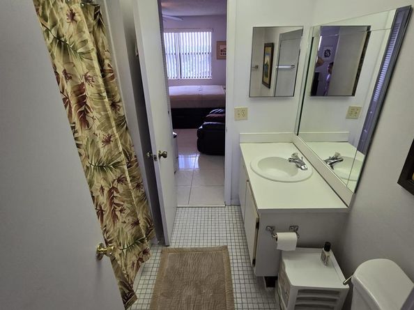 10442 Sunrise Lakes Blvd 310, Sunrise FL 33322