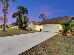 225 Sulky Way, Wellington FL 33414