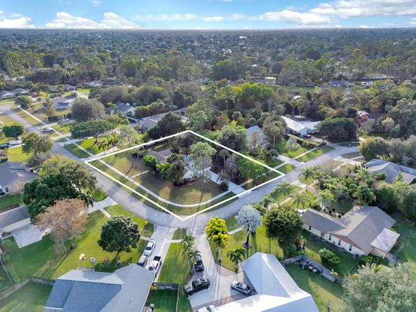 225 Sulky Way, Wellington FL 33414