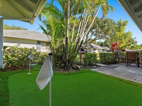 212 Club Drive, Palm Beach Gardens FL 33418