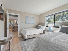 212 Club Drive, Palm Beach Gardens FL 33418