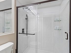 212 Club Drive, Palm Beach Gardens FL 33418