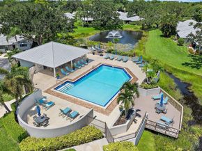 212 Club Drive, Palm Beach Gardens FL 33418