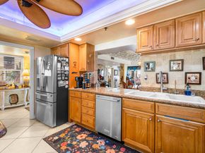 374 Golfview Road 205, North Palm Beach FL 33408