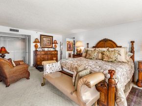 374 Golfview Road 205, North Palm Beach FL 33408