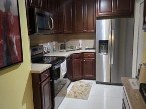 669 W Oakland Park Blvd 208B, Wilton Manors FL 33311