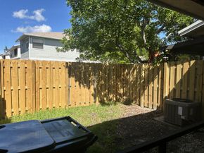 621 NW 105th Way, Pembroke Pines FL 33026