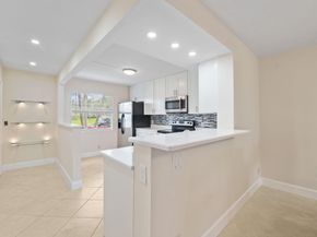 1090 Guildford E 1090, Boca Raton FL 33434