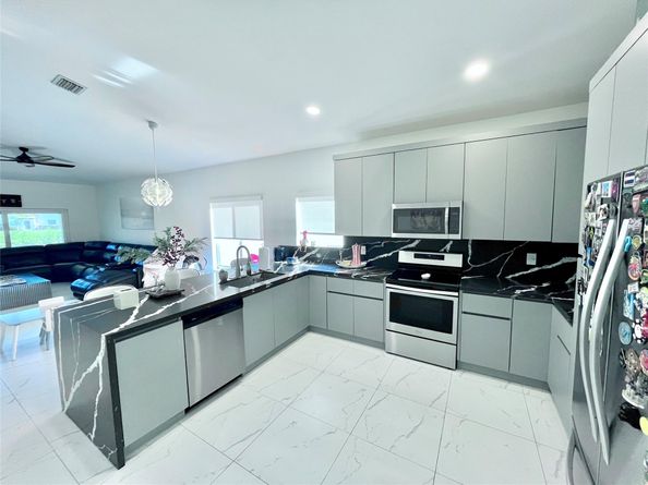 1334 SW 44th Ter, Deerfield Beach FL 33442