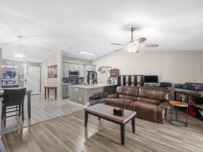 18 Winchmore Lane, Boynton Beach FL 33426