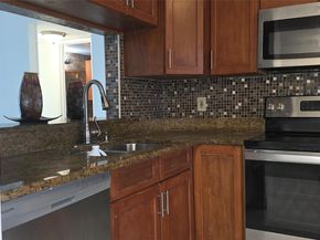 11158 W Sample Rd 11158, Coral Springs FL 33065