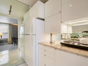 235 Sunrise Avenue 2026, Palm Beach FL 33480