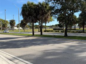 3502 Riverside Dr, Coral Springs FL 33065