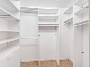 8507 NW 83rd St, Tamarac FL 33321