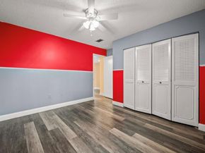 370 Fairway Circle 13, Weston FL 33326