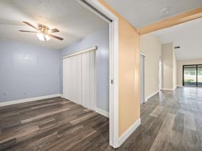 370 Fairway Circle 13, Weston FL 33326