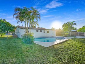 3613 SW 1st St, Fort Lauderdale FL 33312