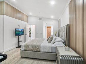 1427 Seagrape Cir, Weston FL 33326