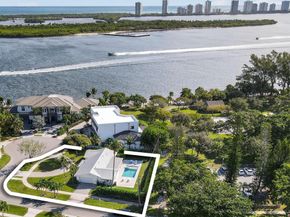 700 Lakeside Circle, North Palm Beach FL 33408