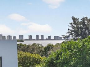 700 Lakeside Circle, North Palm Beach FL 33408