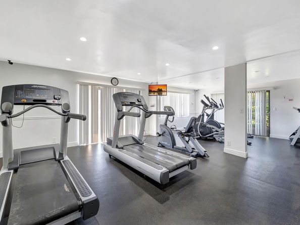 1167 Hillsboro Mile 206, Hillsboro Beach FL 33062