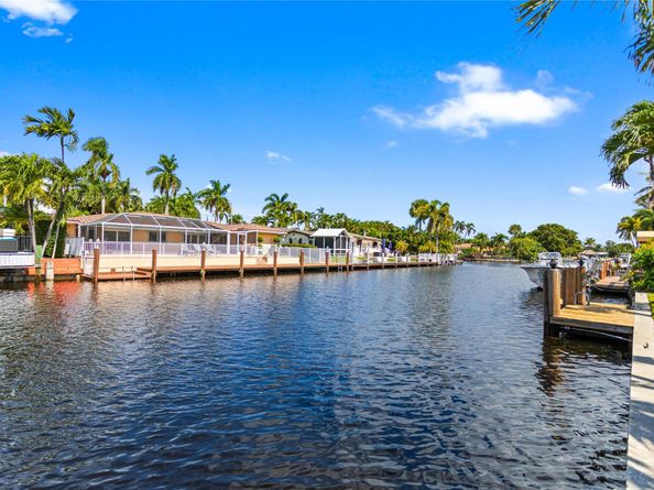 1419 NE 57th Pl, Fort Lauderdale FL 33334