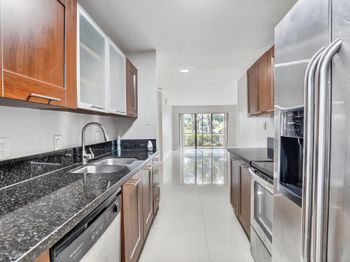 8789 NW 39 Street