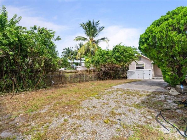 127 S C Street, Lake Worth Beach FL 33460