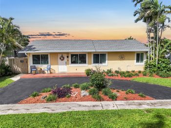 719 SW 79th Ave