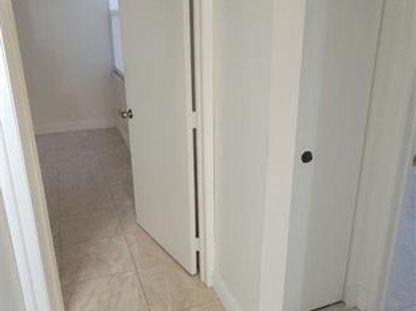 9421 SW Evergreen Pl 102, Davie FL 33324
