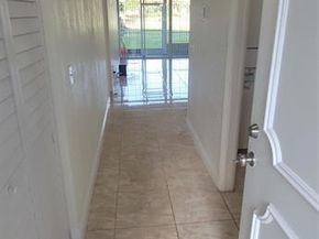 9421 SW Evergreen Pl 102, Davie FL 33324