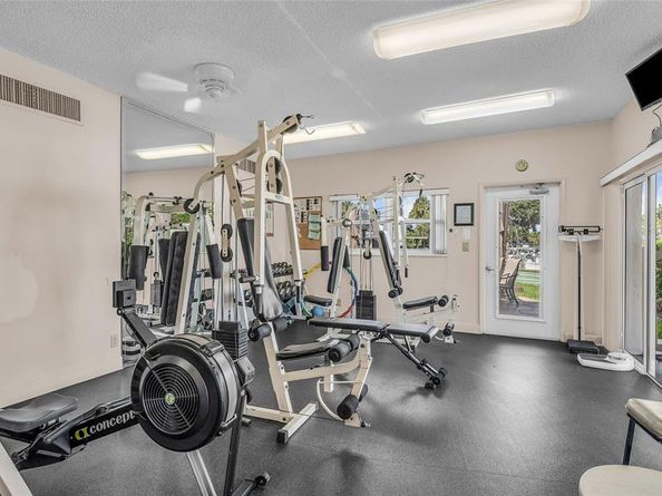 2731 NE 14th St Cswy 436, Pompano Beach FL 33062