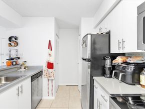 510 S Park Road 2510, Hollywood FL 33021