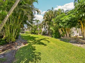 388 Golfview Road C, North Palm Beach FL 33408