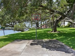 388 Golfview Road C, North Palm Beach FL 33408