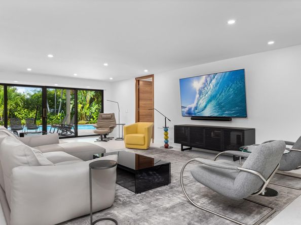843 NE Mulberry Drive, Boca Raton FL 33487
