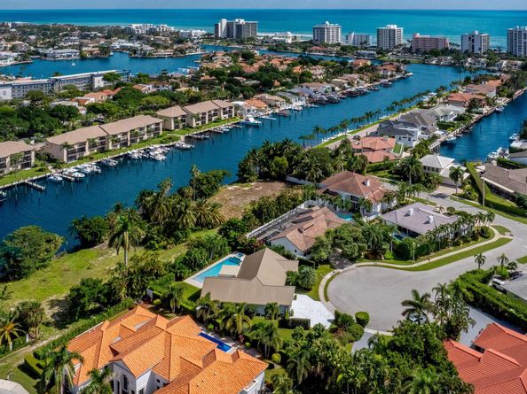 843 NE Mulberry Drive, Boca Raton FL 33487
