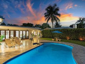 440 N Rainbow Dr, Hollywood FL 33021